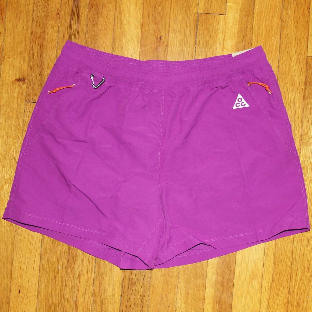 Nike ACG 'Reservoir Goat' Shorts Mens L Bold Berry Water Repellant